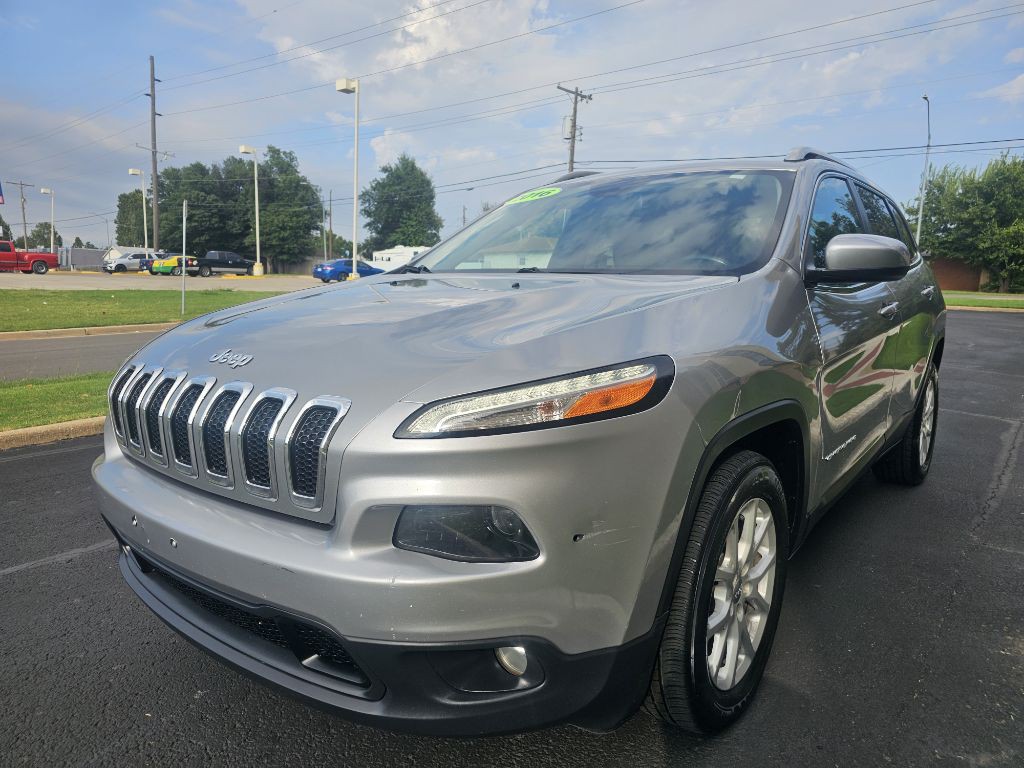 2016 Jeep Cherokee Image 2