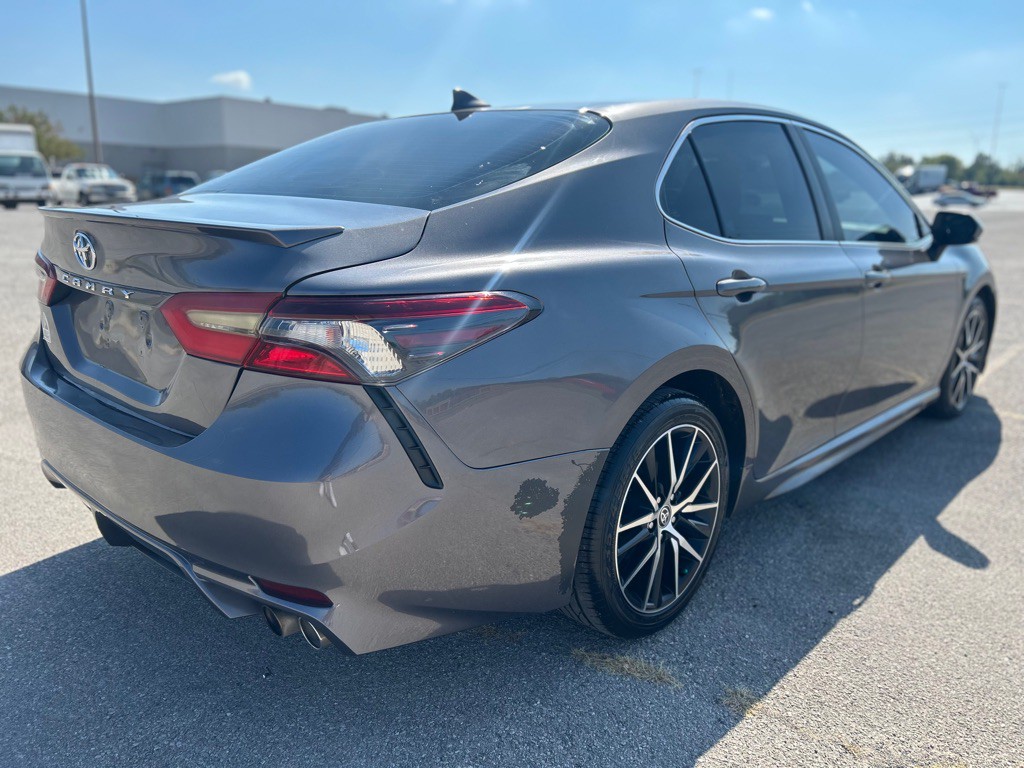 2021 Toyota Camry Image 6
