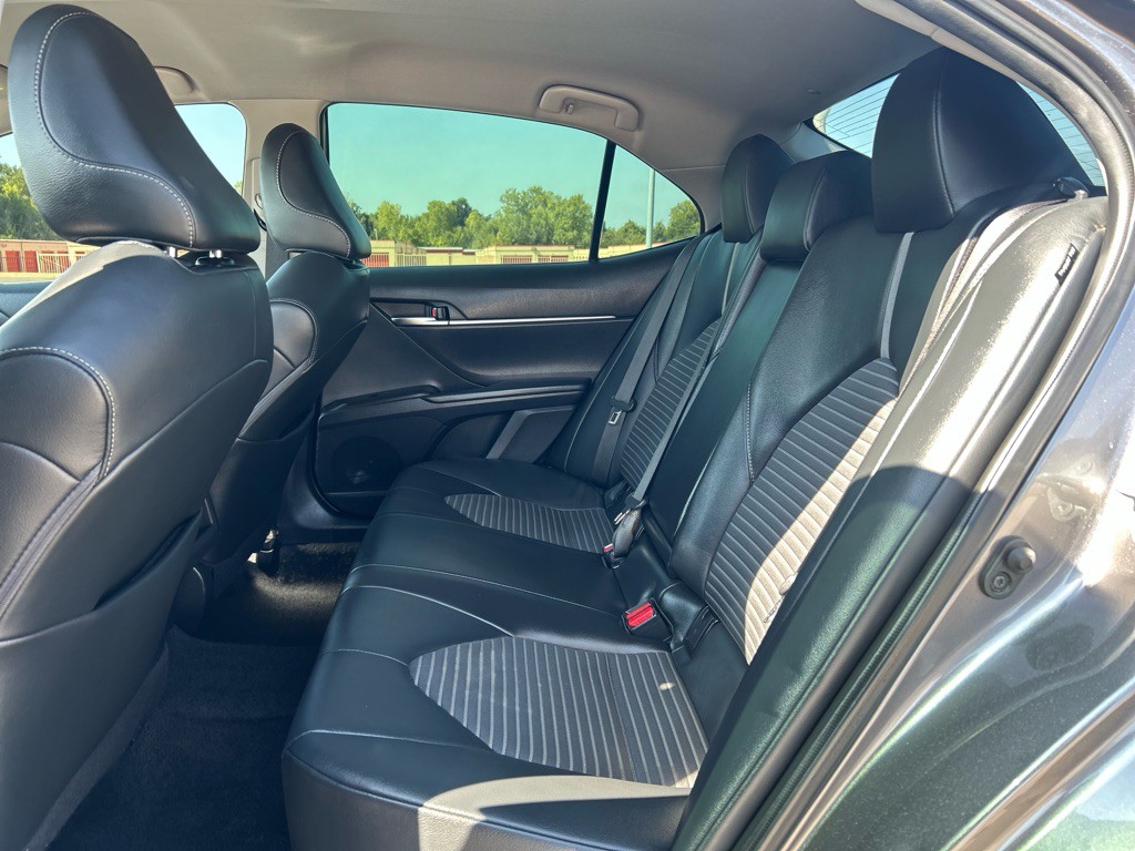 2021 Toyota Camry Image 11
