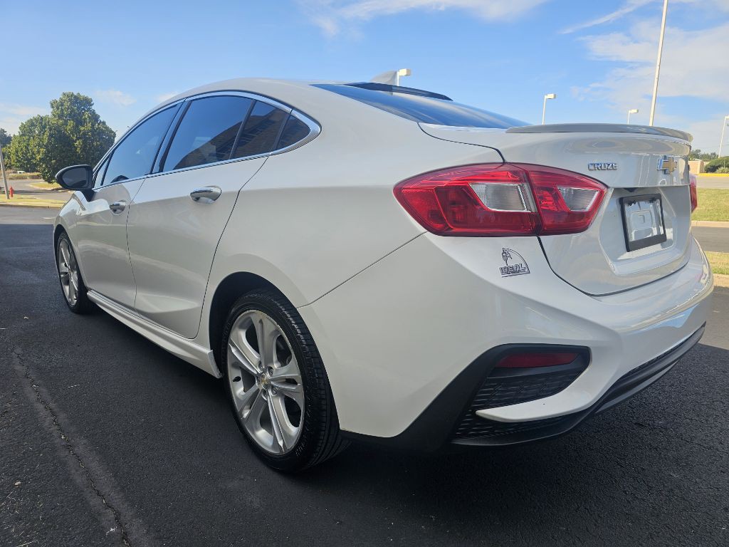 2016 Chevrolet Cruze Image 7