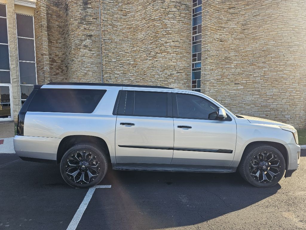 2019 Cadillac Escalade Image 6
