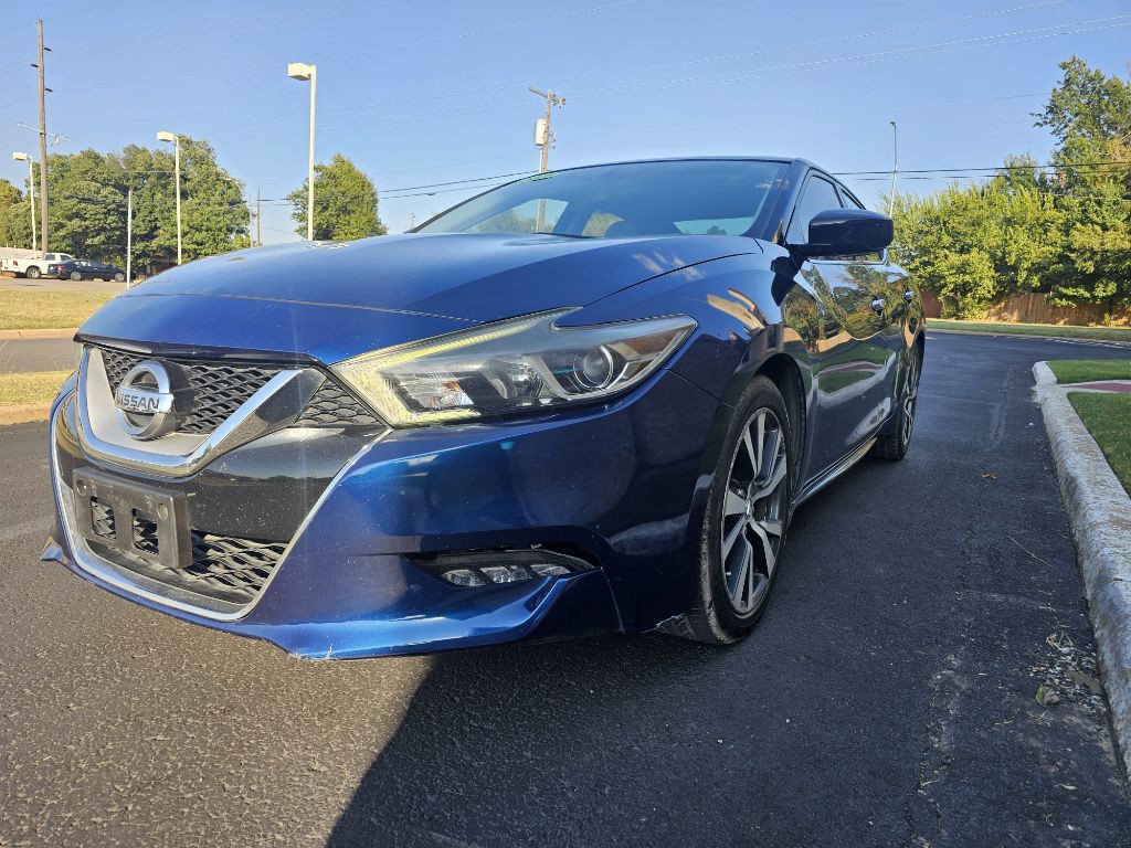2017 Nissan Maxima Image 3
