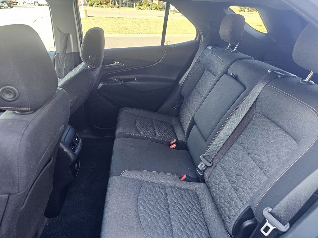 2018 Chevrolet Equinox Image 11