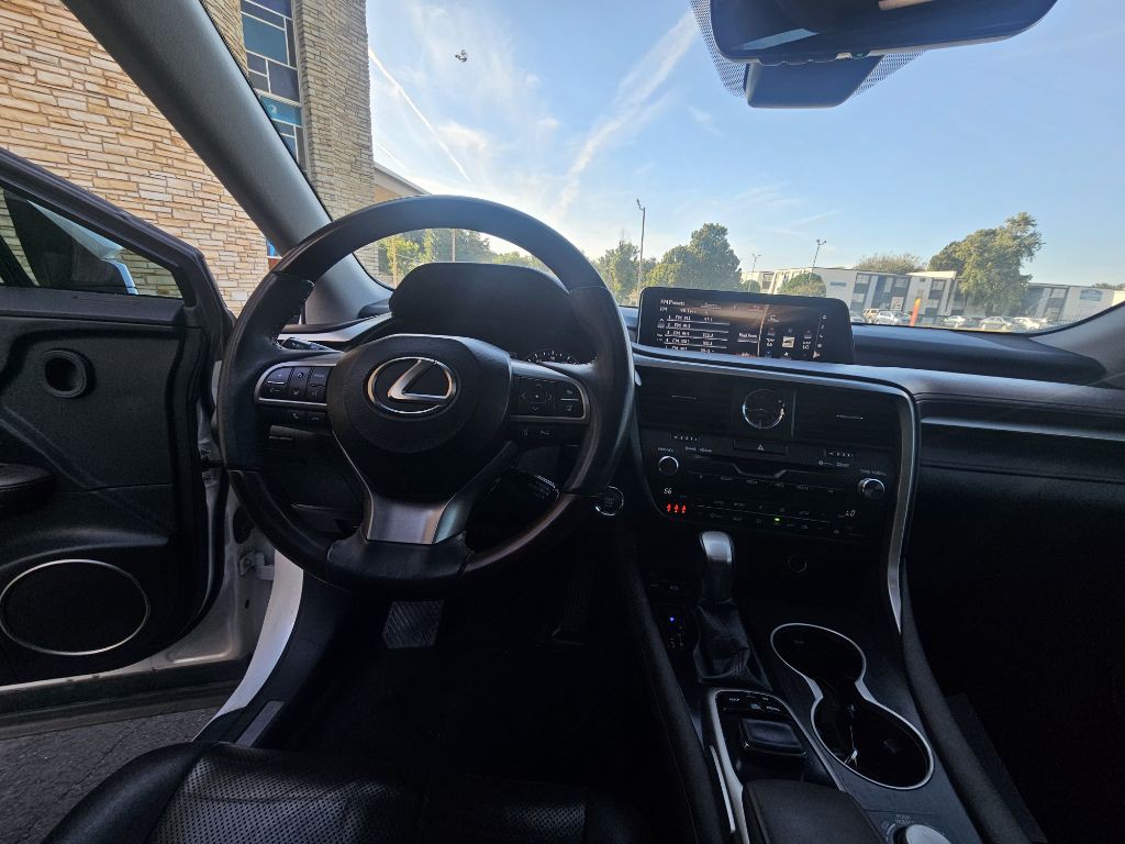 2017 Lexus RX Image 10
