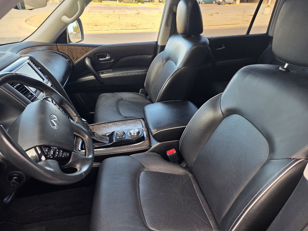 2021 INFINITI QX80 Image 10