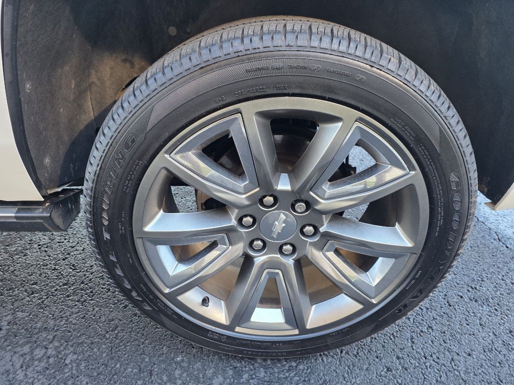 2016 Chevrolet Tahoe Image 10