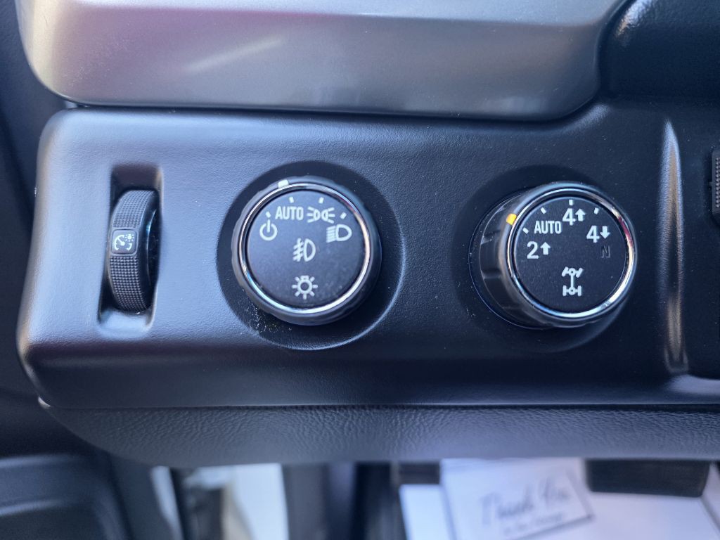 2016 Chevrolet Tahoe Image 14