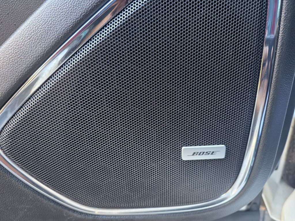 2016 Chevrolet Tahoe Image 16