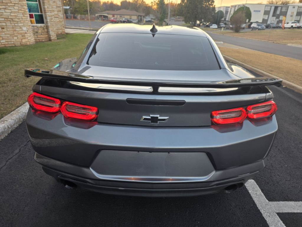 2019 Chevrolet Camaro Image 8