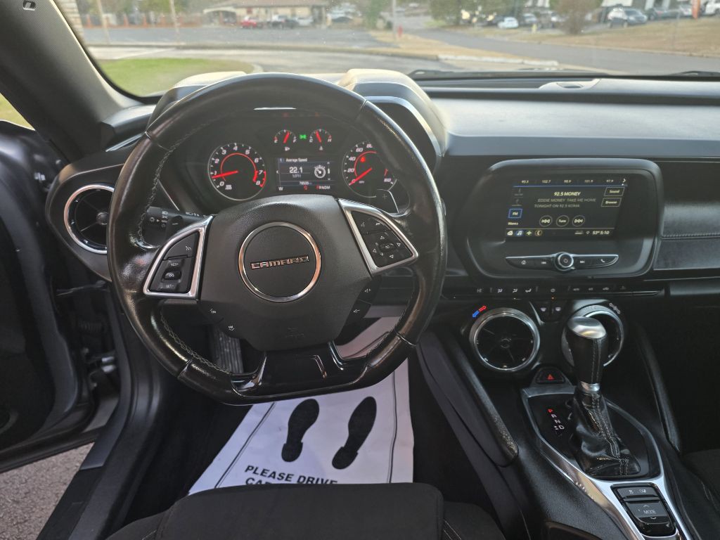 2019 Chevrolet Camaro Image 11