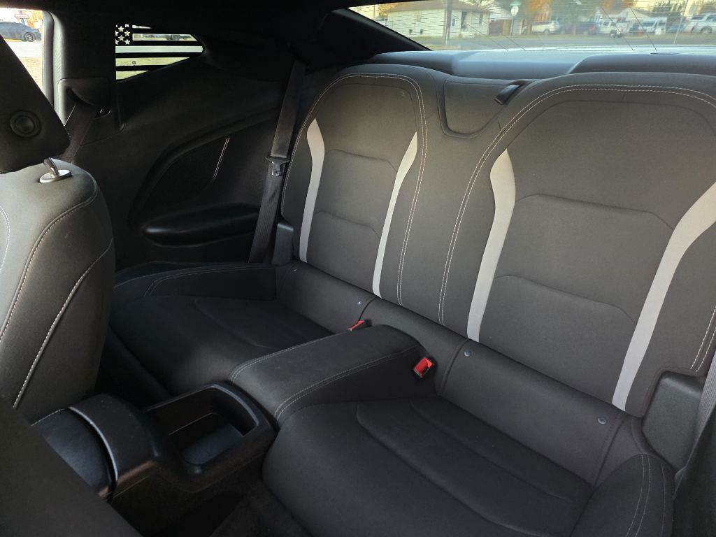 2019 Chevrolet Camaro Image 12