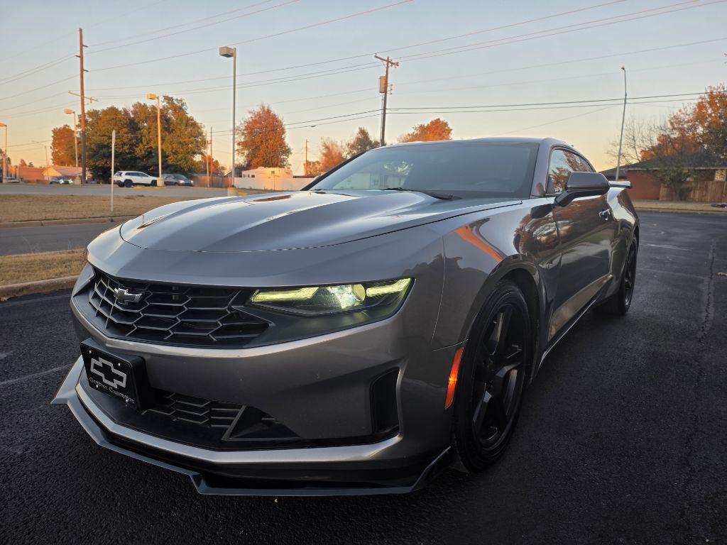 2019 Chevrolet Camaro Image 3