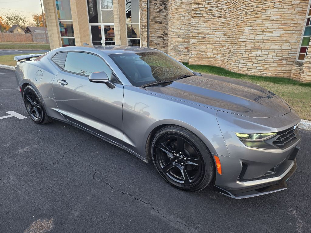 2019 Chevrolet Camaro Image 4