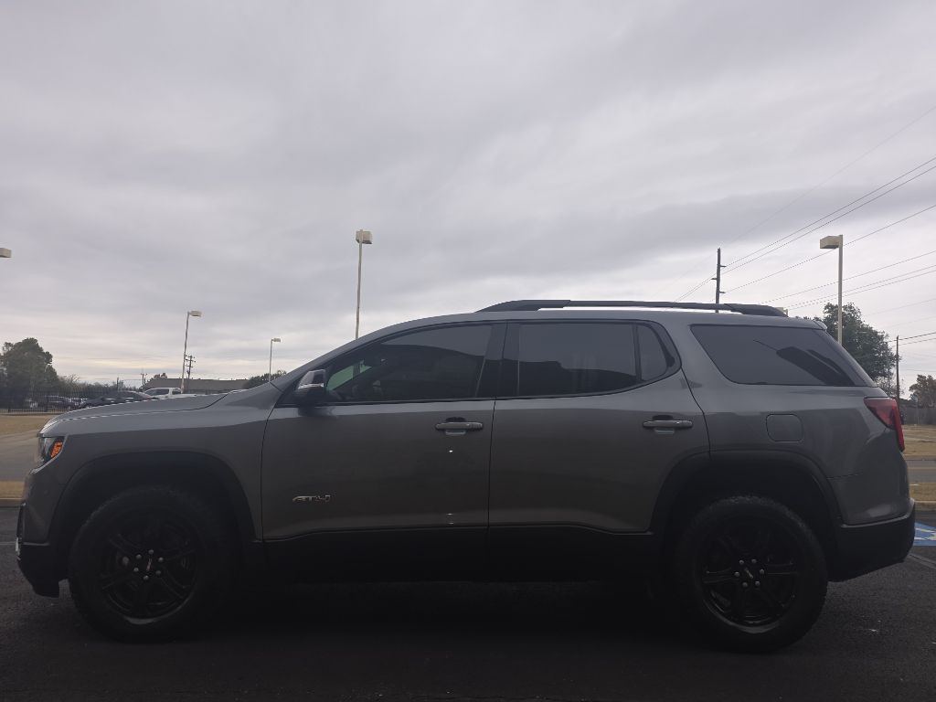 2020 GMC Acadia Image 3