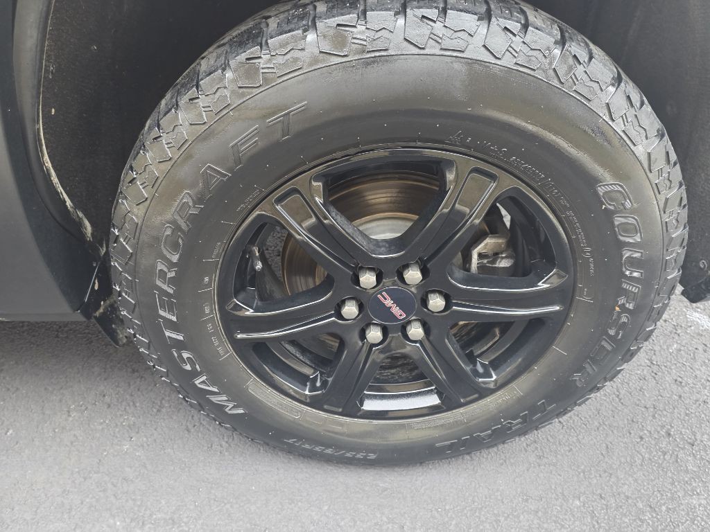 2020 GMC Acadia Image 17