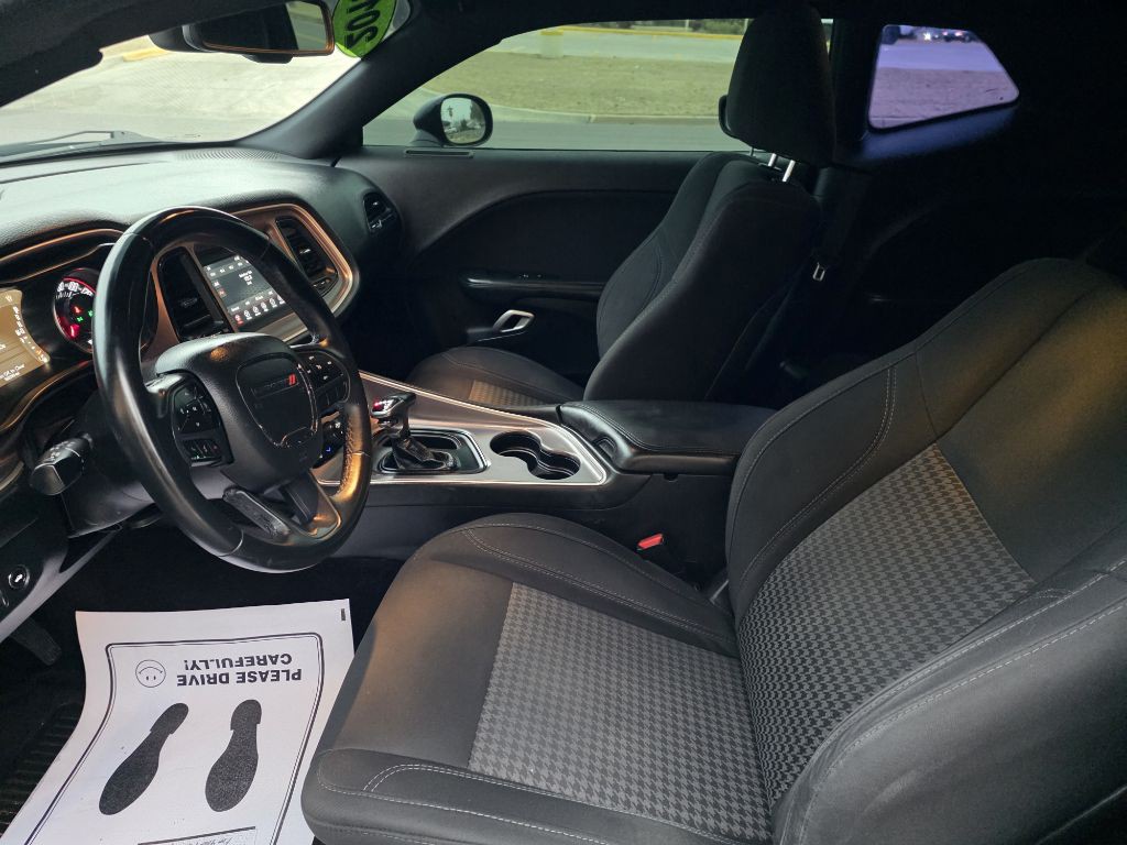 2019 Dodge Challenger Image 11