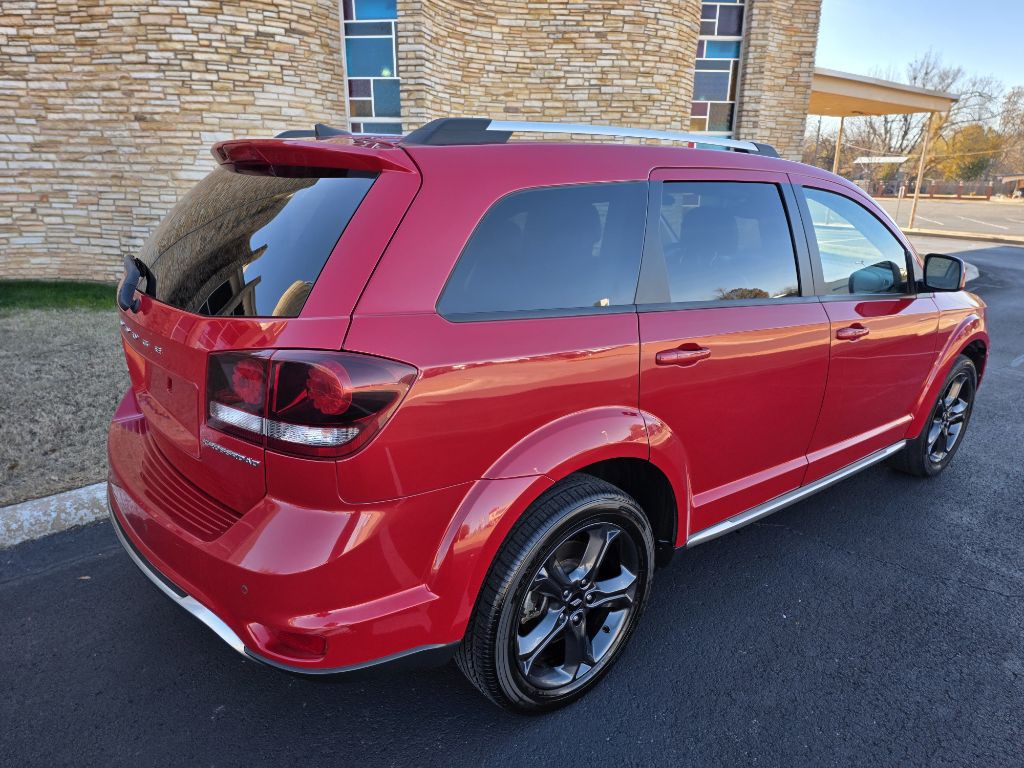 2020 Dodge Journey Image 2