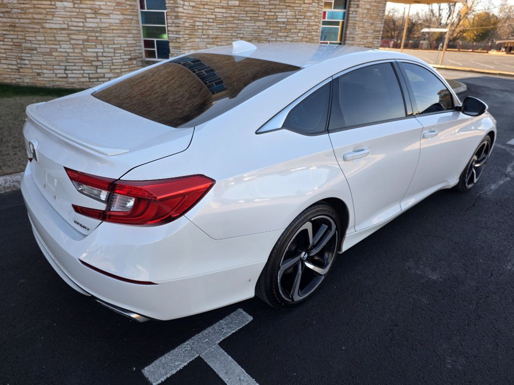 2019 Honda Accord Image 4