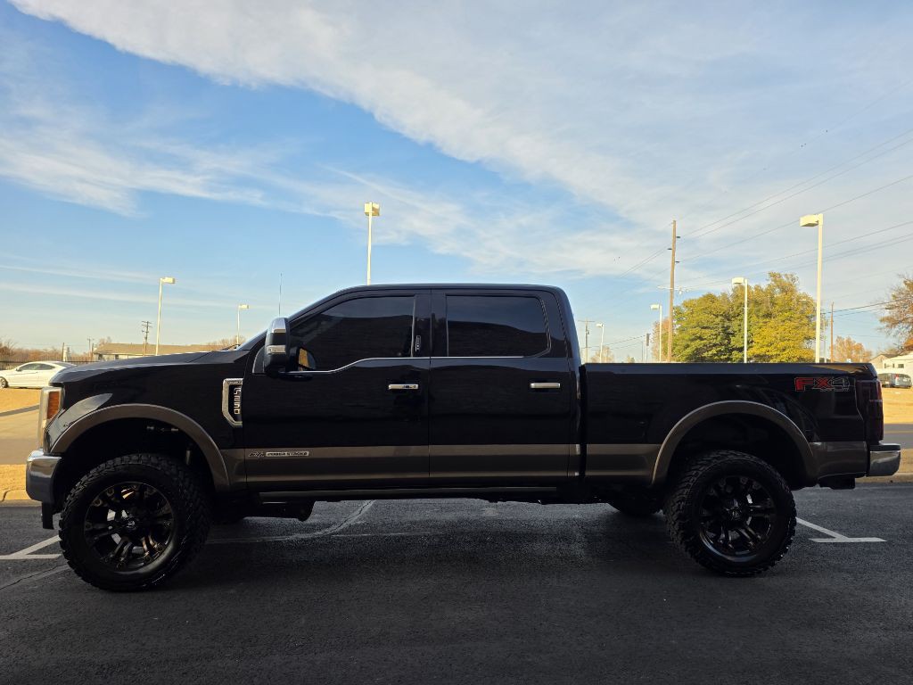 2017 Ford F-250 Image 6