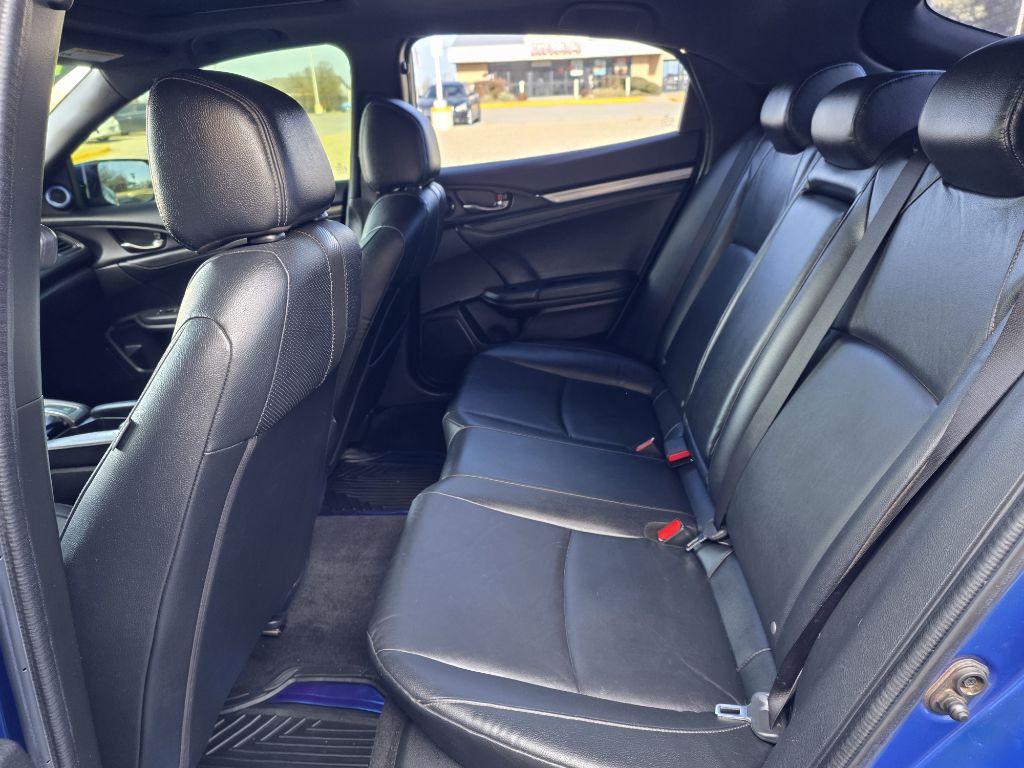 2017 Honda Civic Image 12