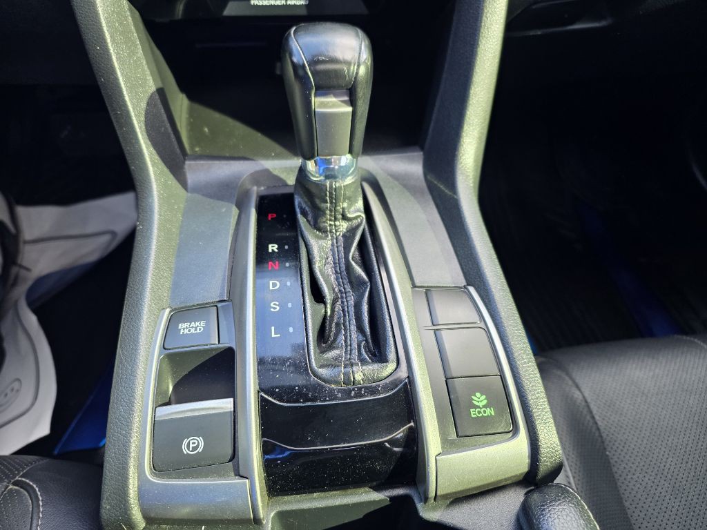 2017 Honda Civic Image 16