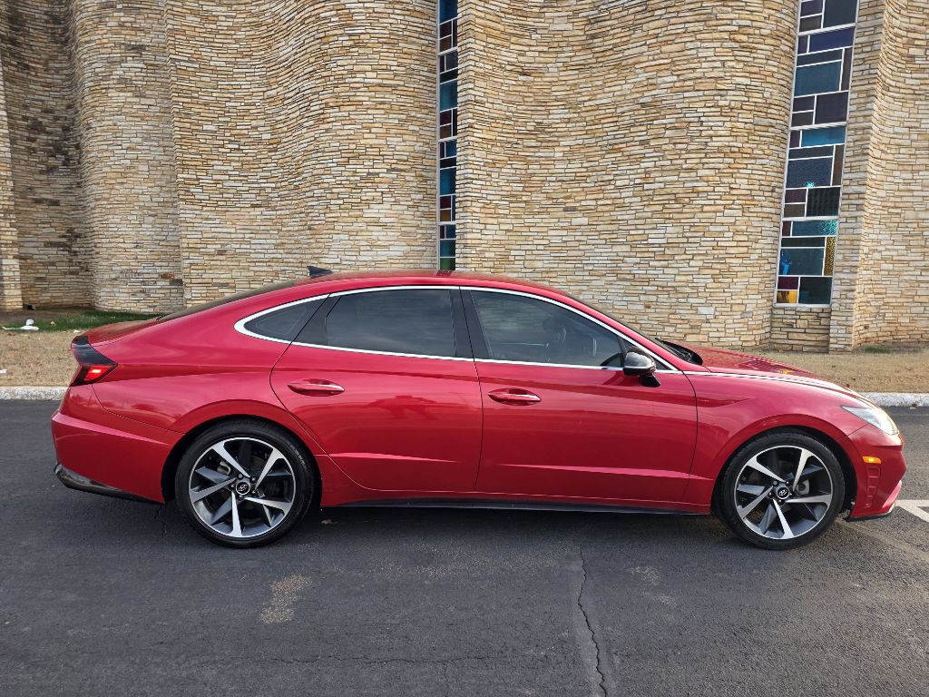 2021 Hyundai Sonata Image 2