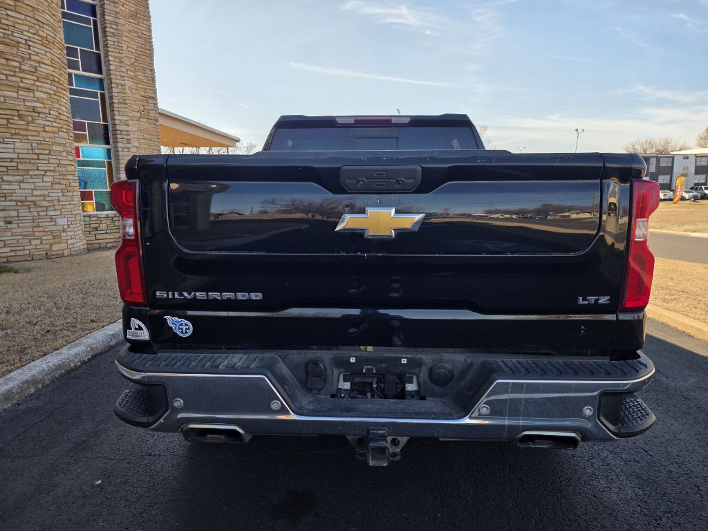 2021 Chevrolet Silverado 1500 Image 2