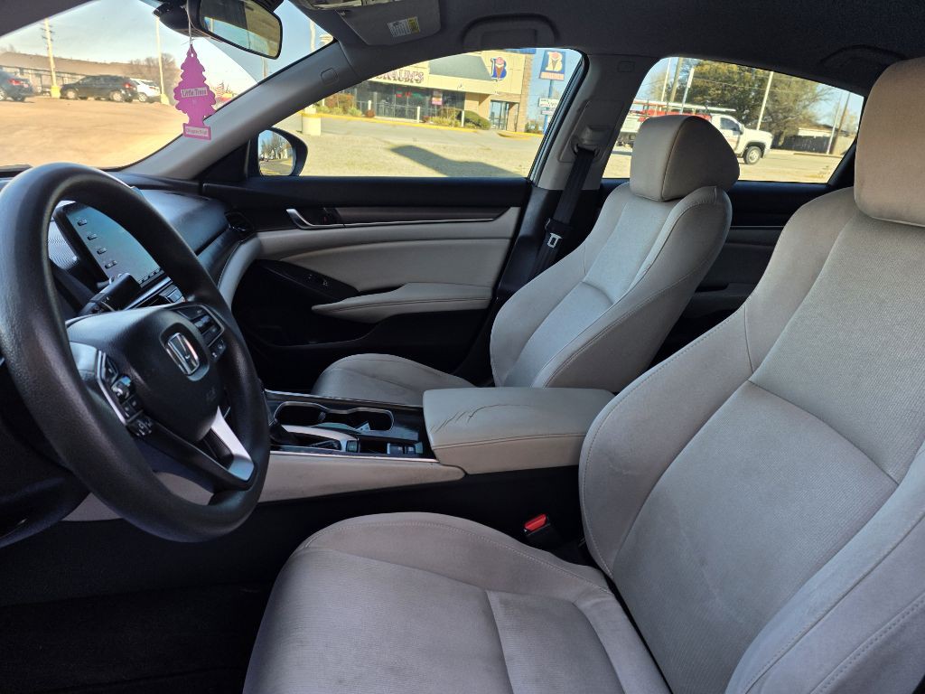 2018 Honda Accord Image 10