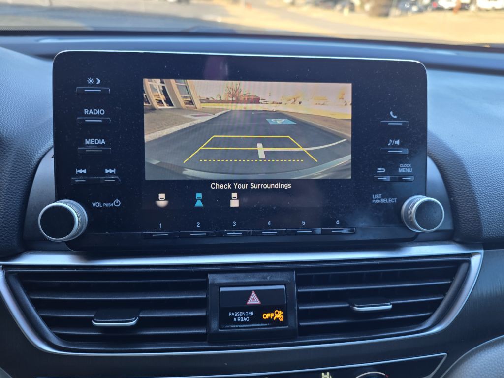 2018 Honda Accord Image 14