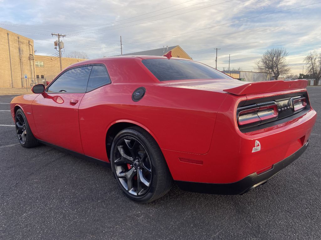 2022 Dodge Challenger Image 4