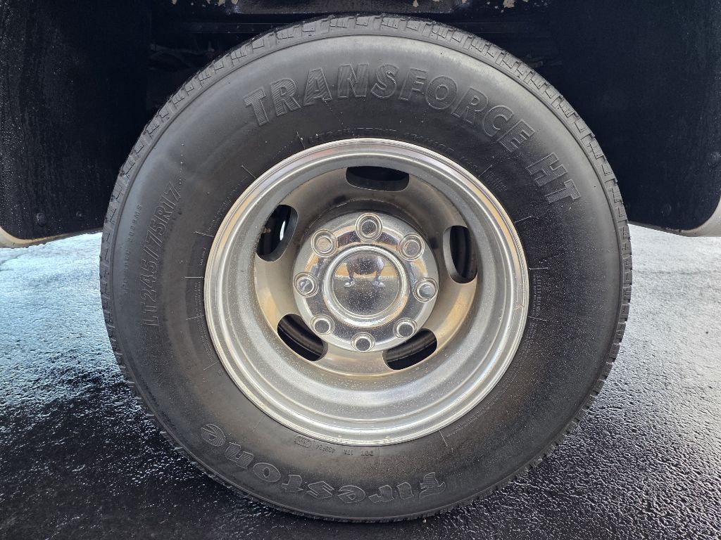 2015 Ford F-350 Image 10