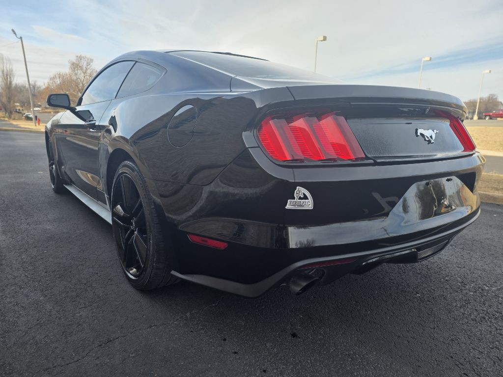 2015 Ford Mustang Image 3