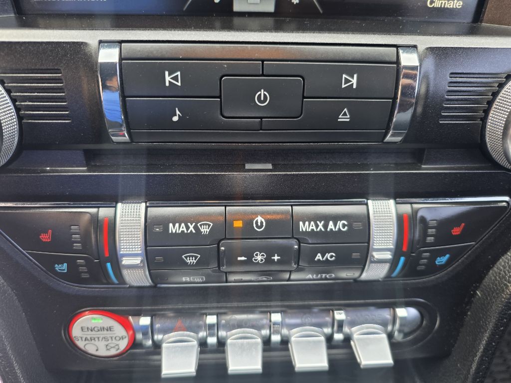 2015 Ford Mustang Image 17