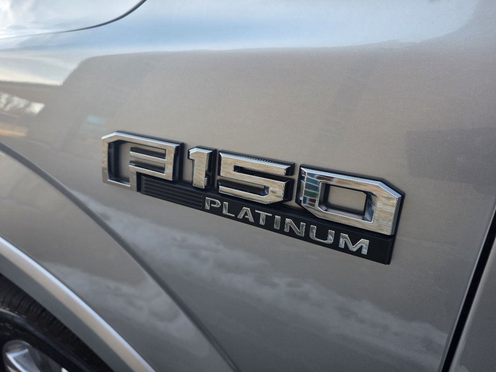 2015 Ford F-150 Image 17