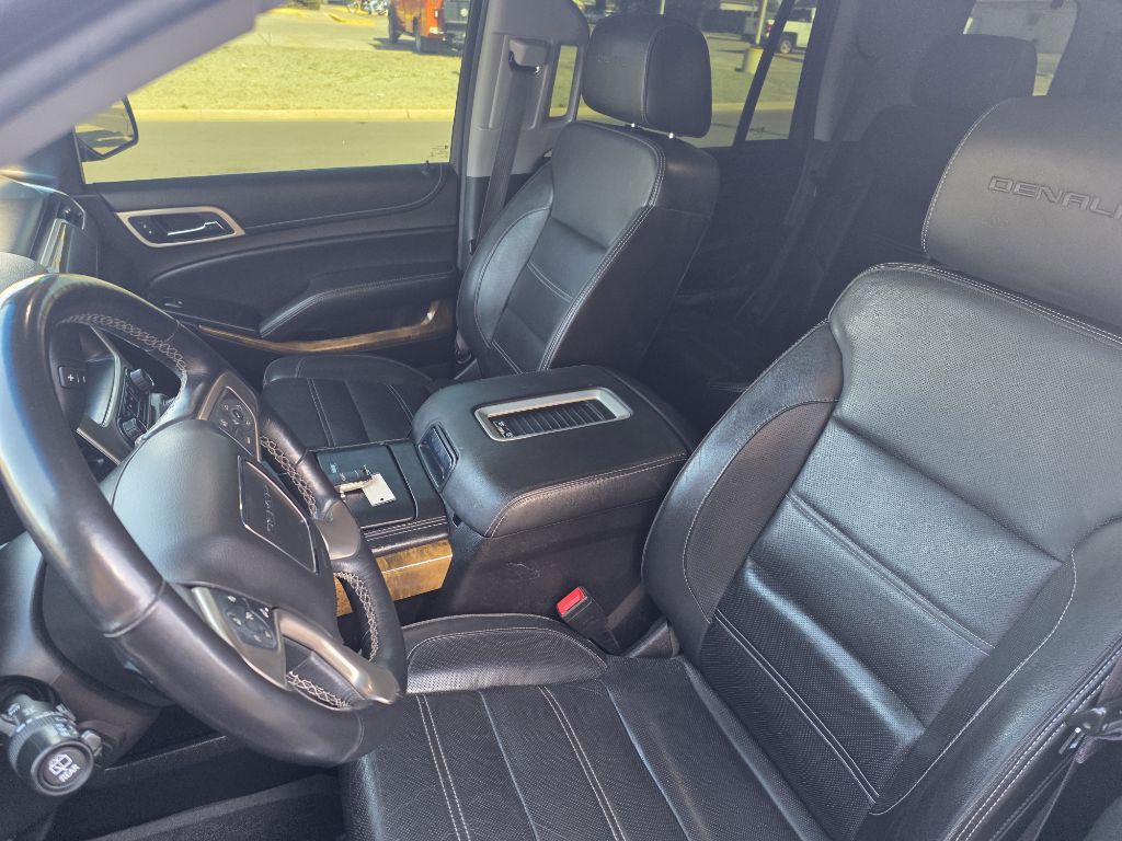 2017 GMC Yukon Image 13