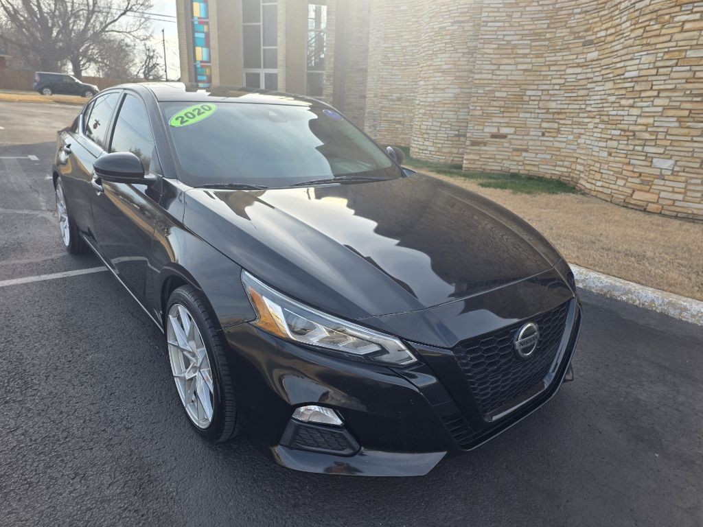 2020 Nissan Altima Image 1