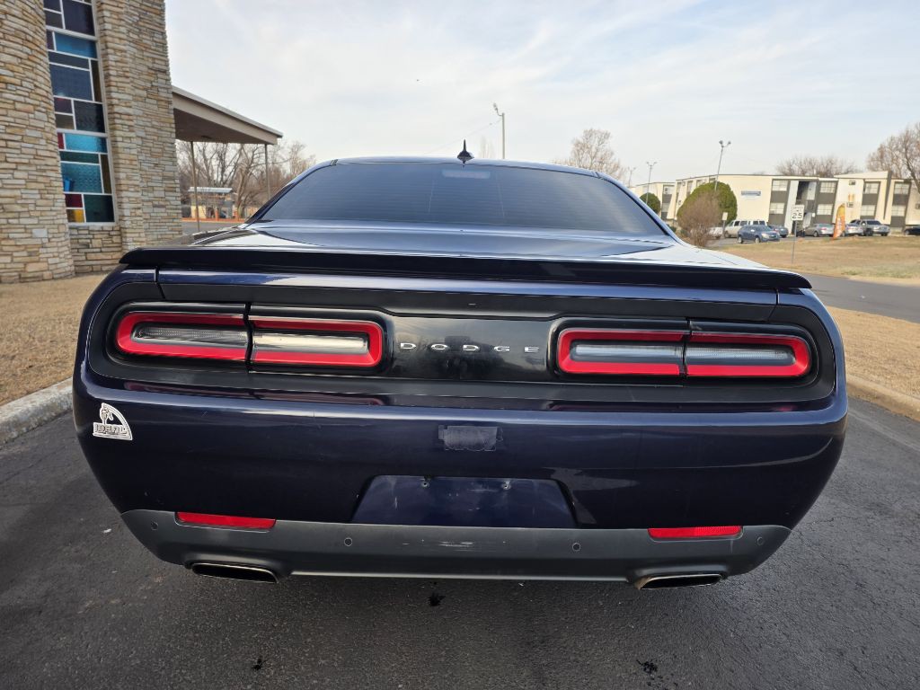 2016 Dodge Challenger Image 6