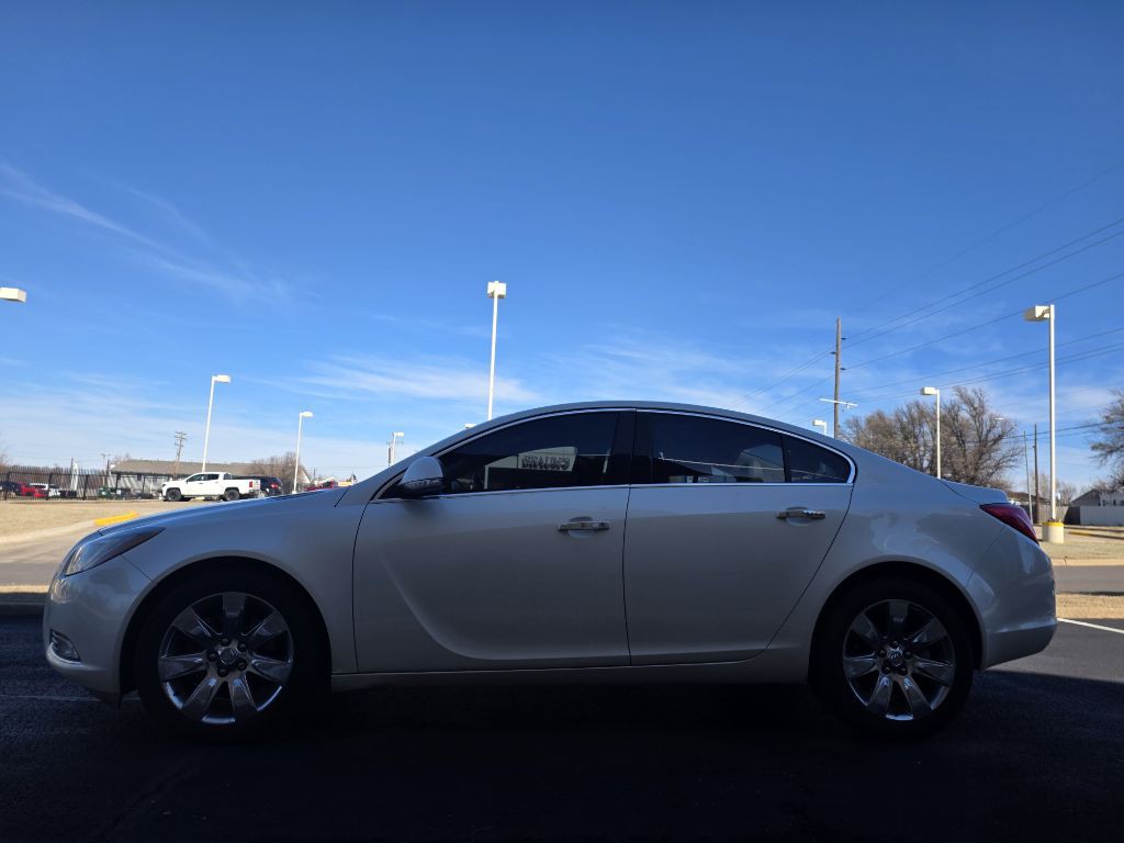 2012 Buick Regal Image 6
