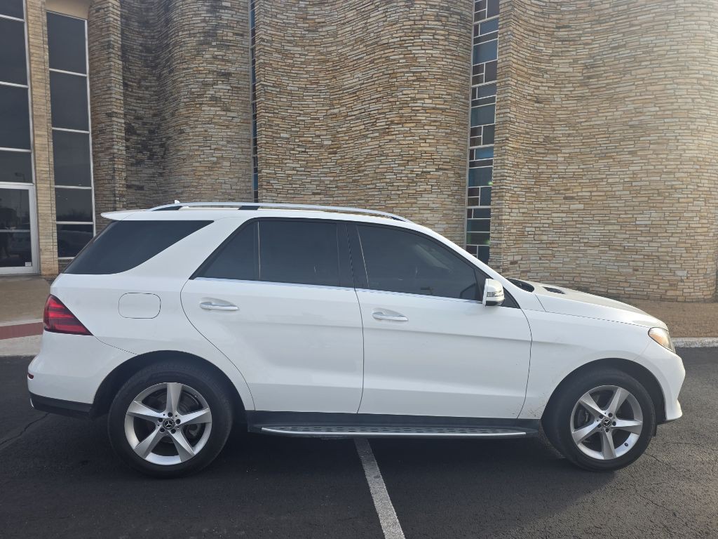 2018 Mercedes-Benz GLE-Class Image 2