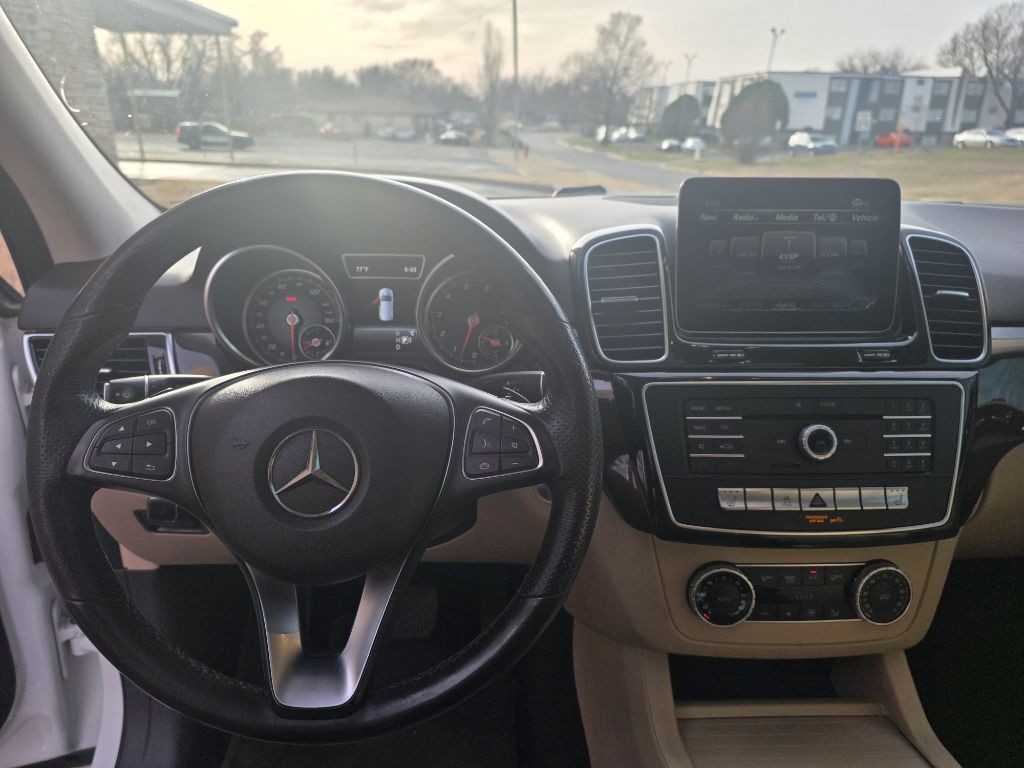 2018 Mercedes-Benz GLE-Class Image 12