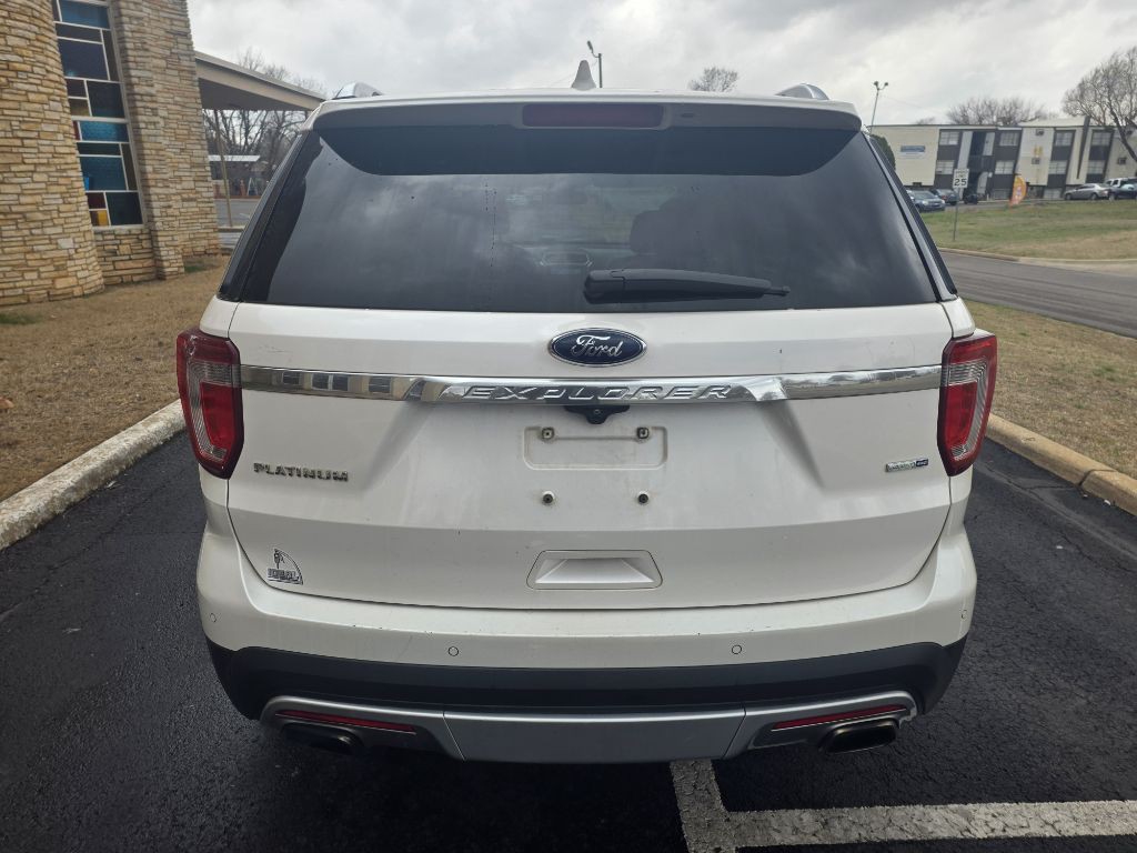 2017 Ford Explorer Image 4