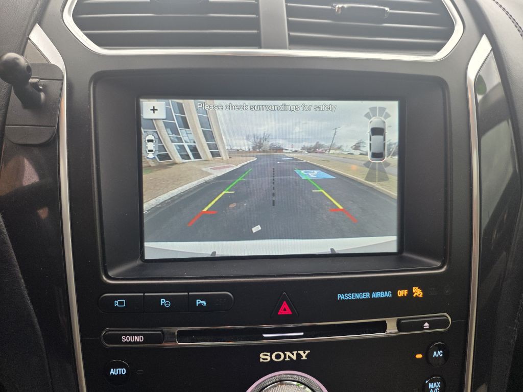 2017 Ford Explorer Image 14