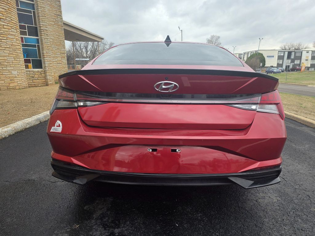 2022 Hyundai Elantra Image 4