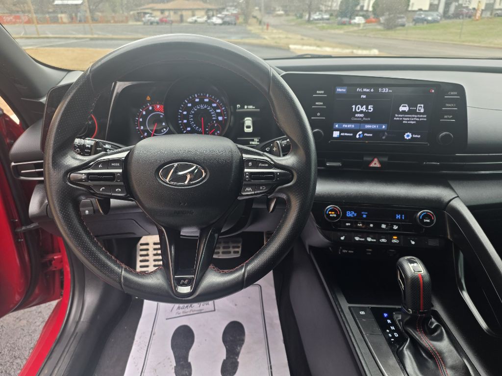 2022 Hyundai Elantra Image 11