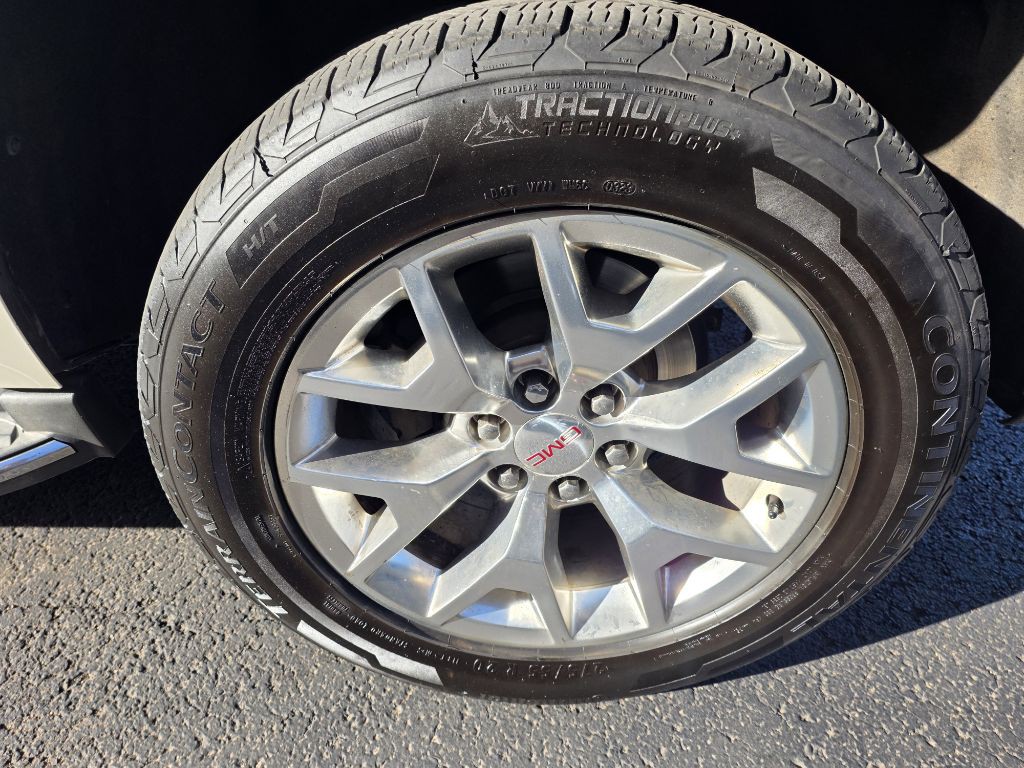 2015 GMC Yukon Image 9