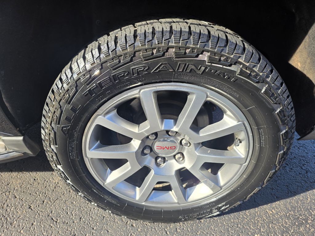 2015 GMC Yukon Image 9