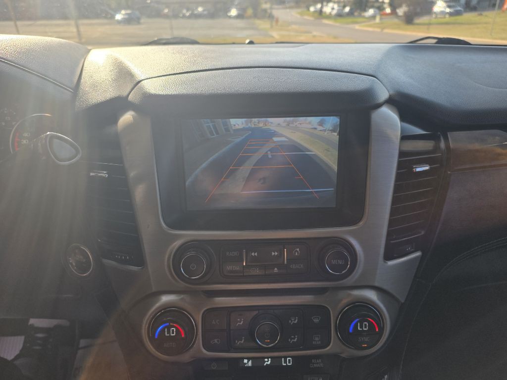 2015 GMC Yukon Image 17