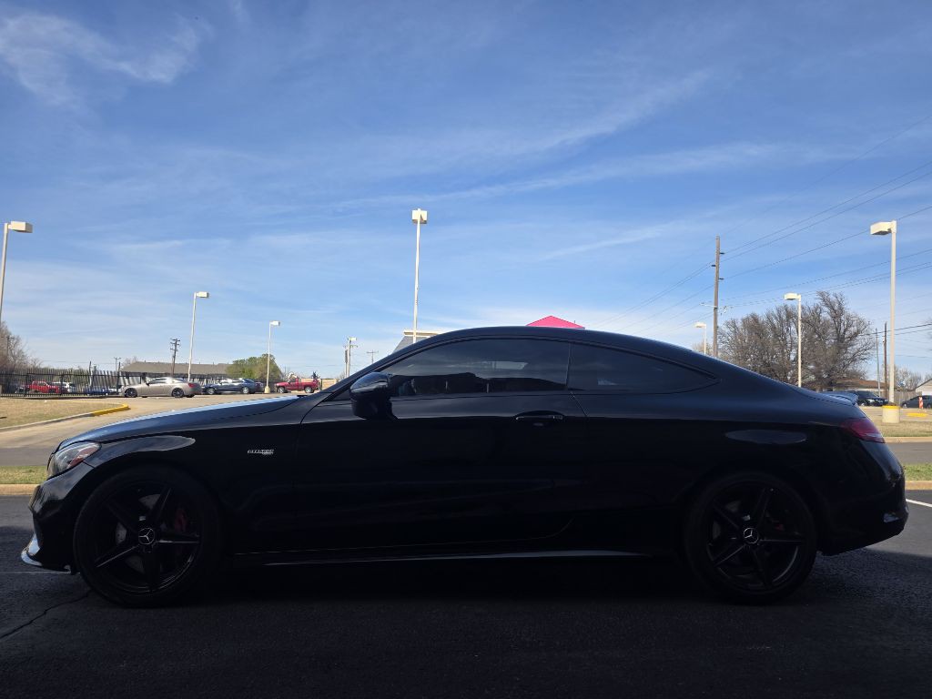 2017 Mercedes-Benz C-Class Image 6