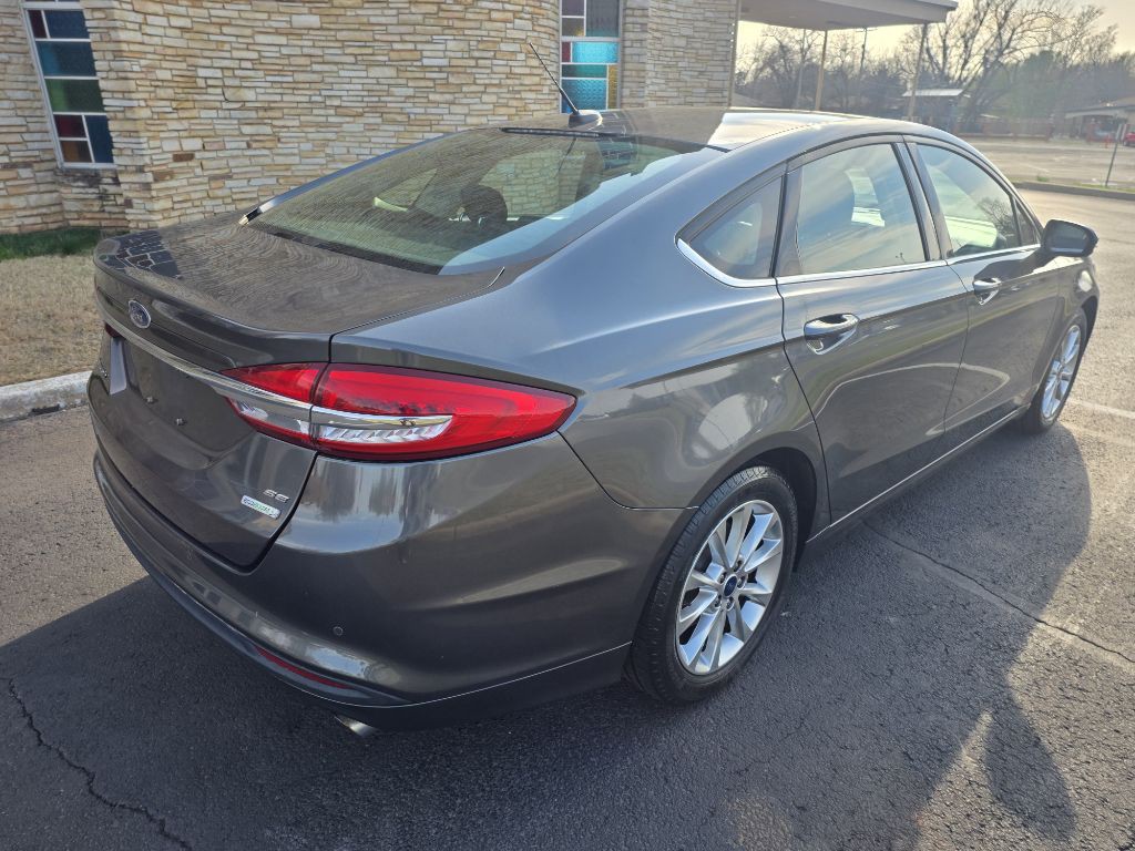 2017 Ford Fusion Image 4