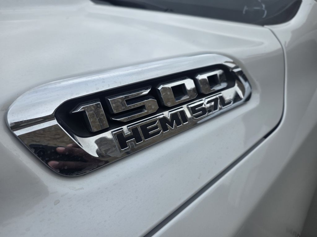 2019 RAM 1500 Image 16